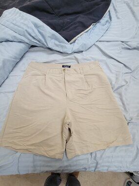 Chaps Golf Shorts Size 42